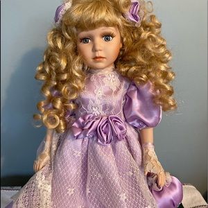 💜 Gorgeous Vintage Doll by Collectors Choice💜